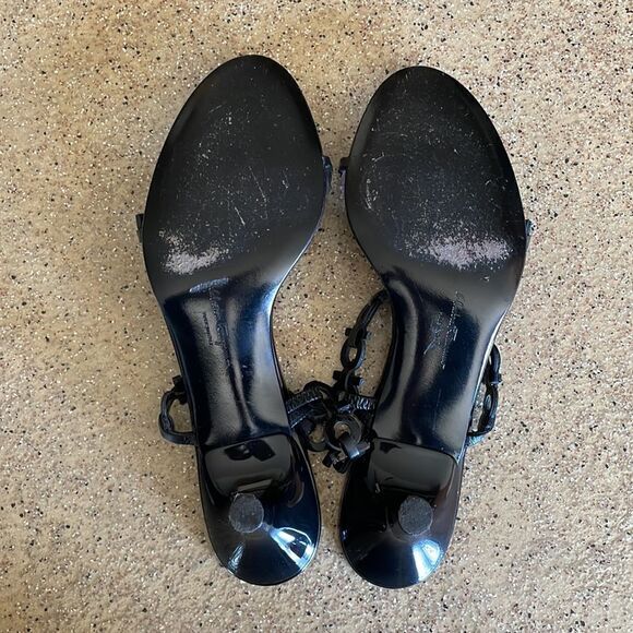 Ferragamo logo strap mules - Picture 12 of 14